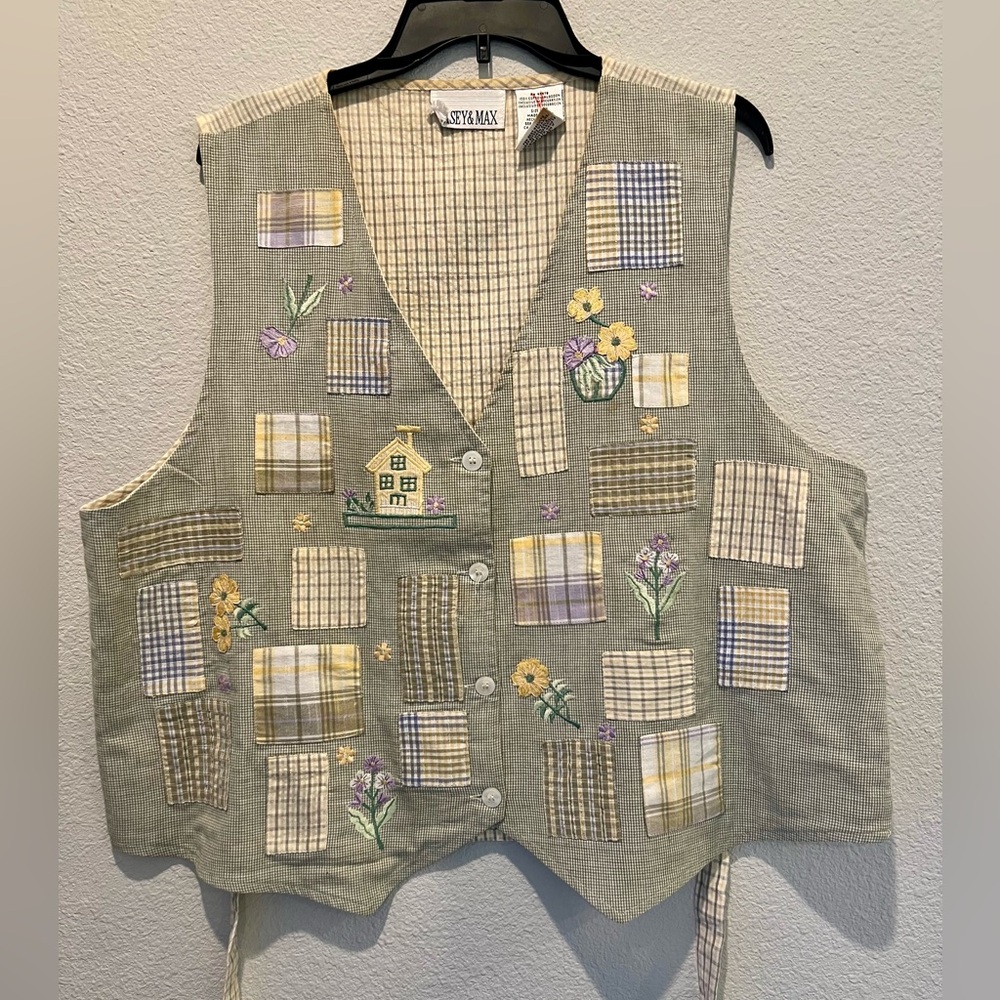 Vintage Houndstooth Vest Patchwork Embroidered Fl… - image 1